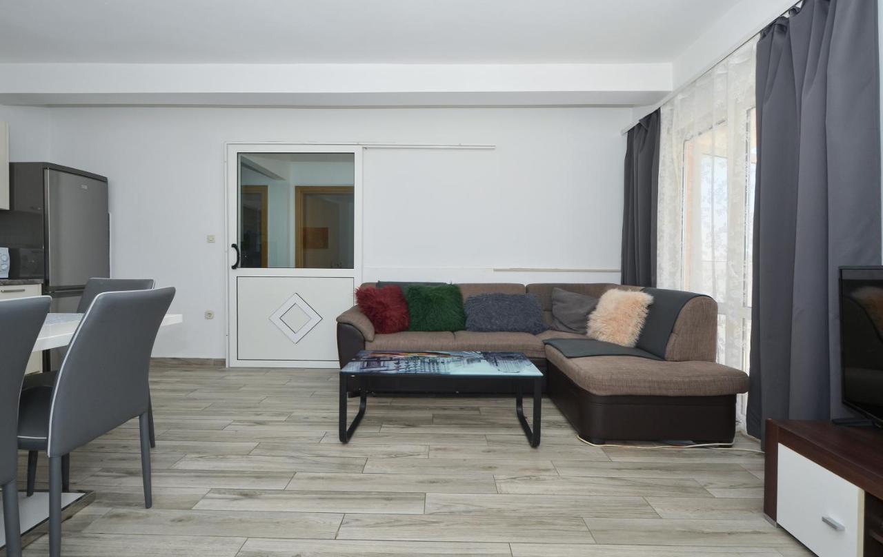 Apartments Luciano Seget Vranjica Esterno foto