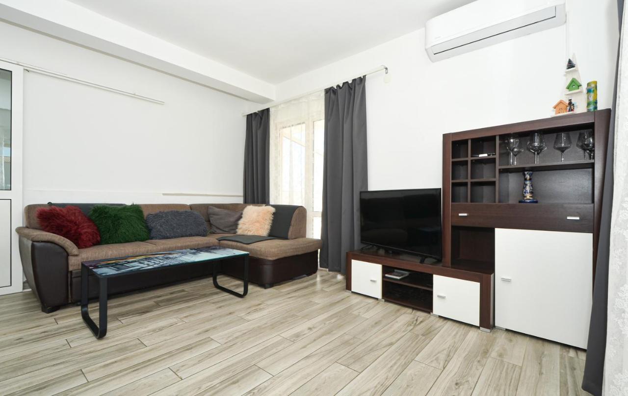 Apartments Luciano Seget Vranjica Esterno foto