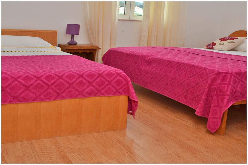Apartments Luciano Seget Vranjica Camera foto
