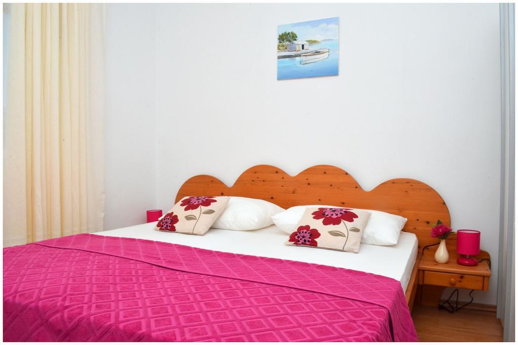 Apartments Luciano Seget Vranjica Camera foto